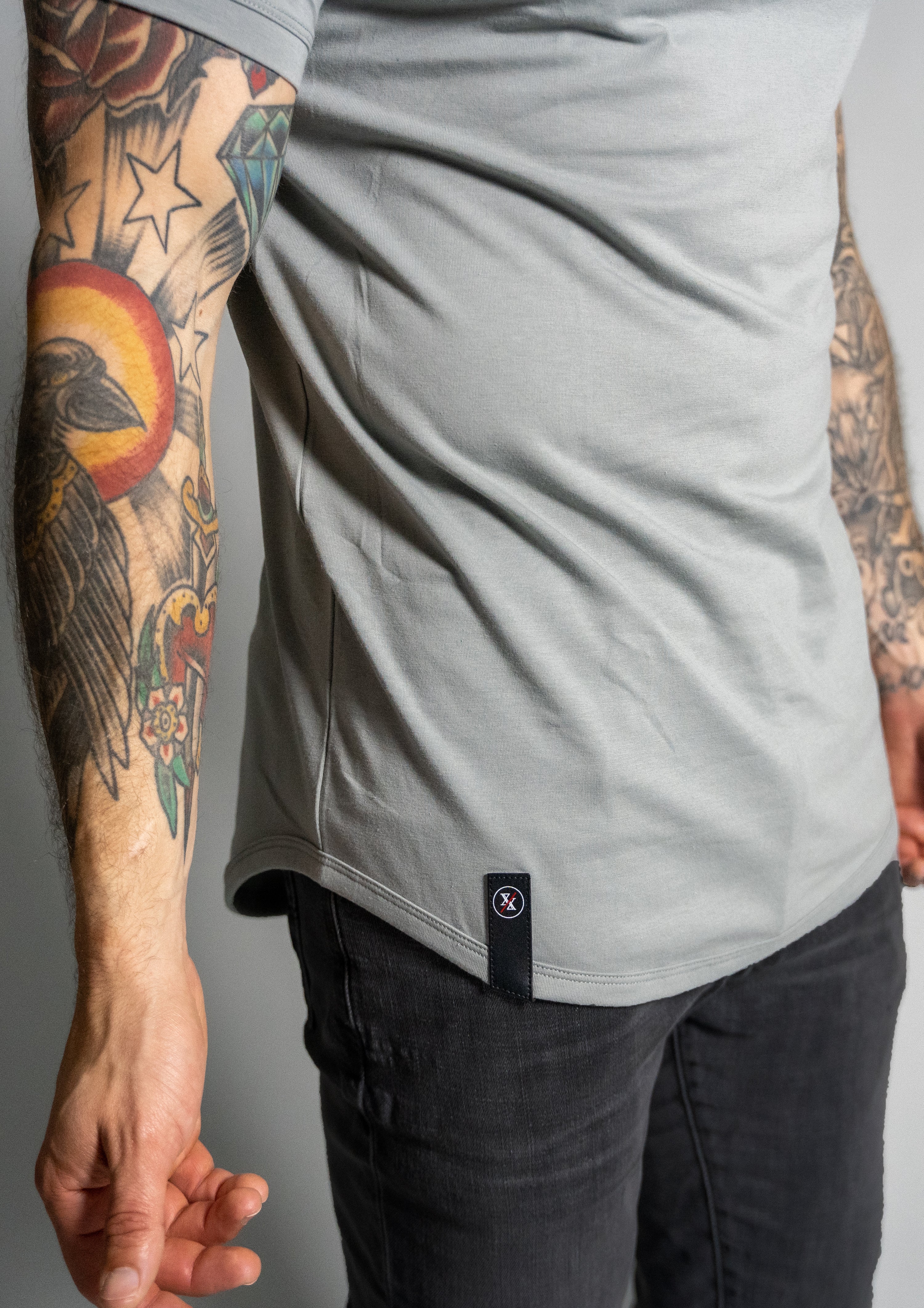 Gray Crew Shirt | Men's Curved Hem T-Shirt | Ten 10 Apparel – Ten/10 ...